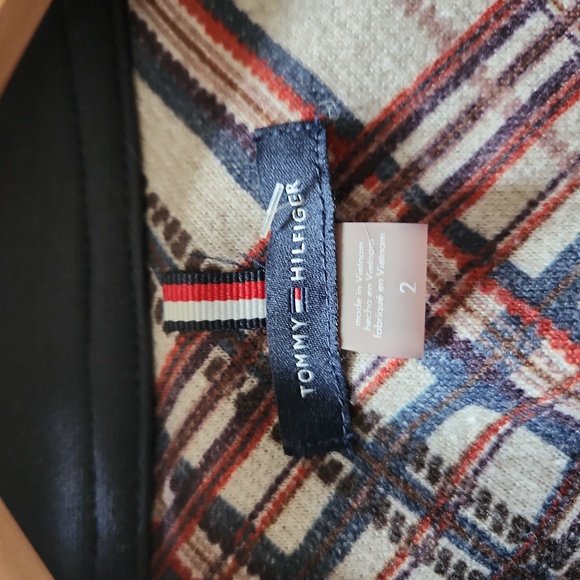 Tommy Hilfiger Cinnamon Plaid zip-up jacket - Picture 8 of 9
